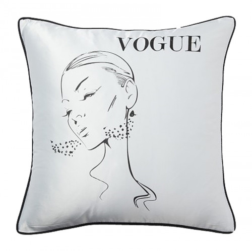 подушка с надписью vogue в Старом Осколе